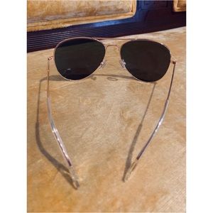 Diff Eyewear Accessories - Blue Diff Eye Wear shades Diff Eyewear Accessories - Blue Diff Eye Wear shades